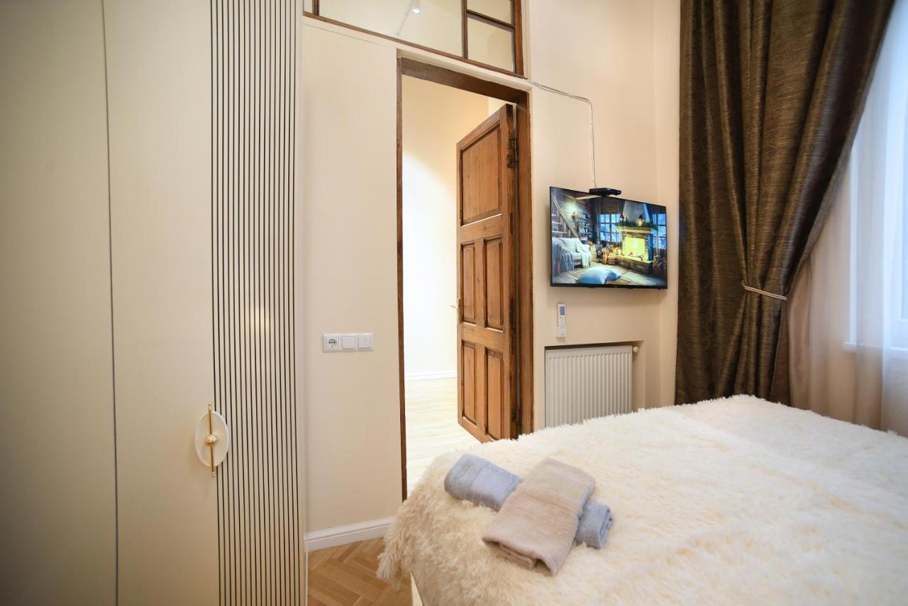 City Lux Hotel Tbilisi Exterior foto